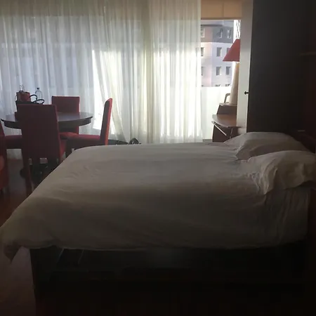 Grand Studio En Location Meublee Apartament